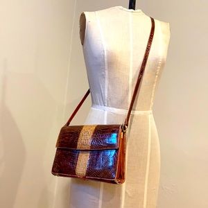 Real crocodile skin leather bag. A beauty💋